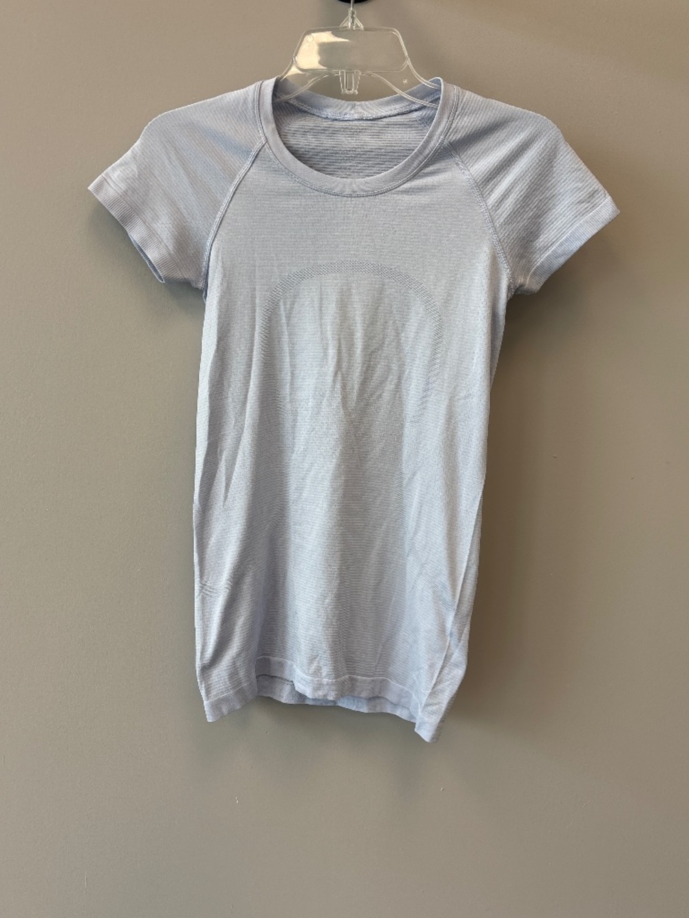 Lululemon Swiftly Tech Short Sleeve Shirt 2.0 *Hip Length size 4